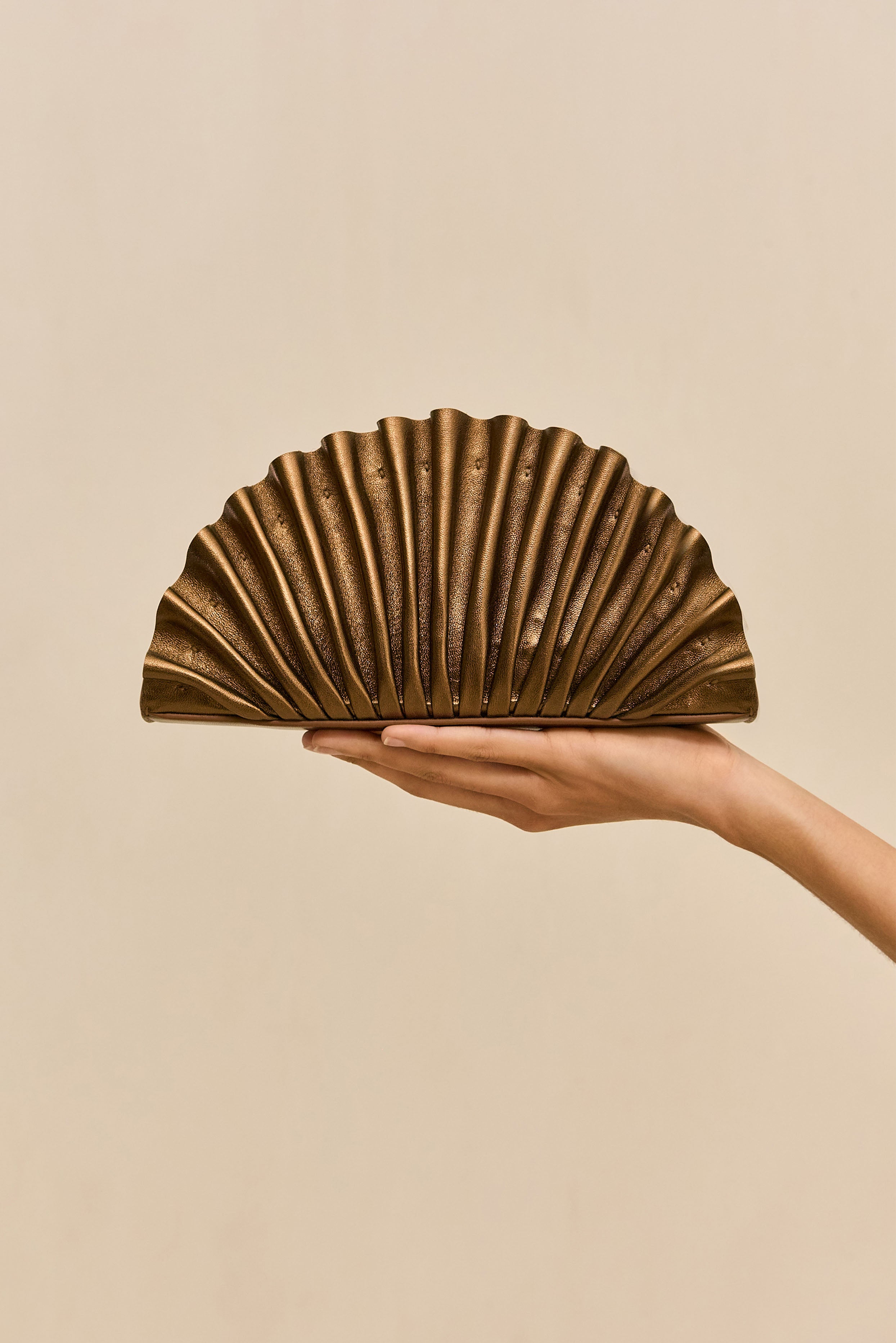 NALA CLUTCH - BRONZE