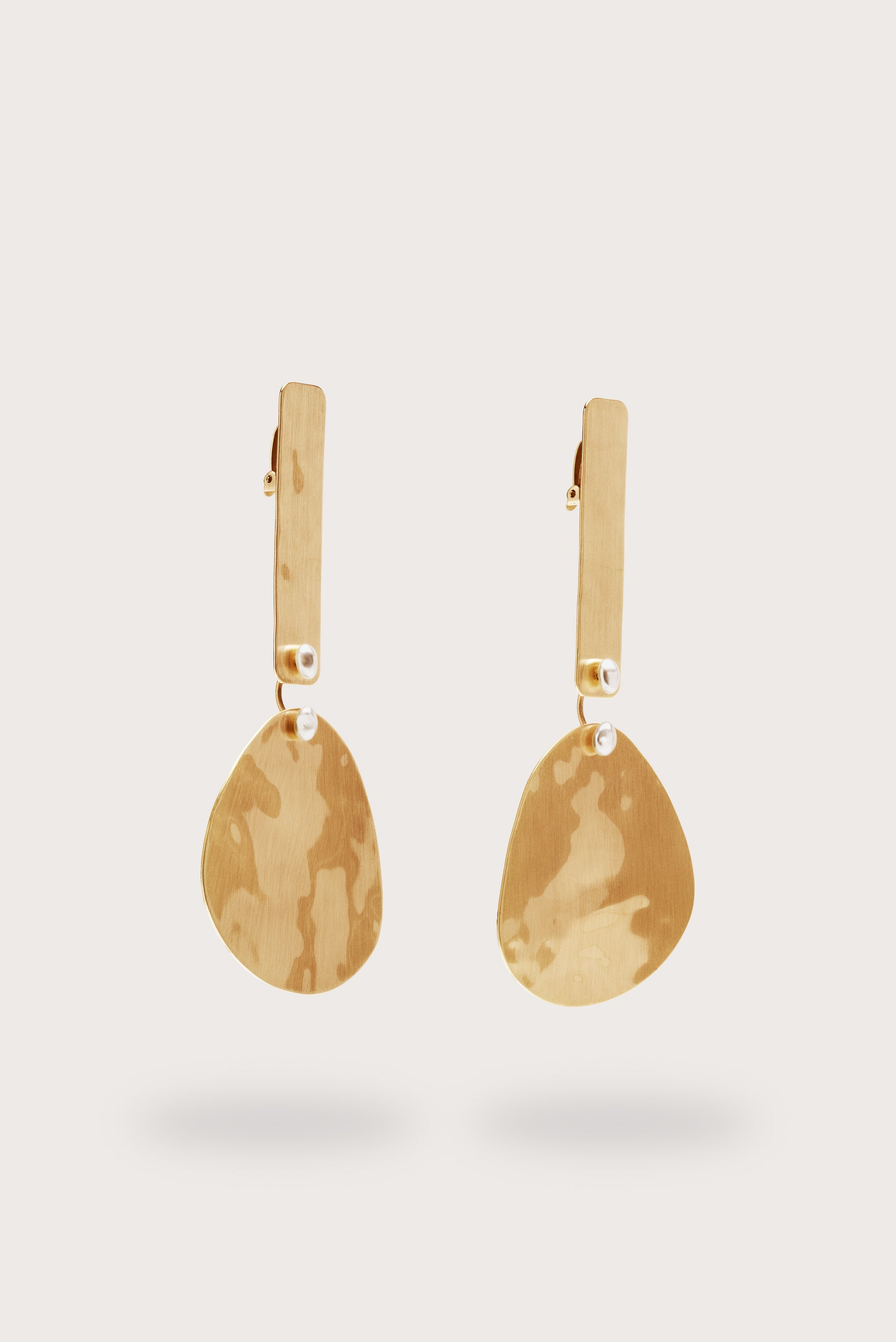 SOLANA EARRING - BRUSHED BRASS