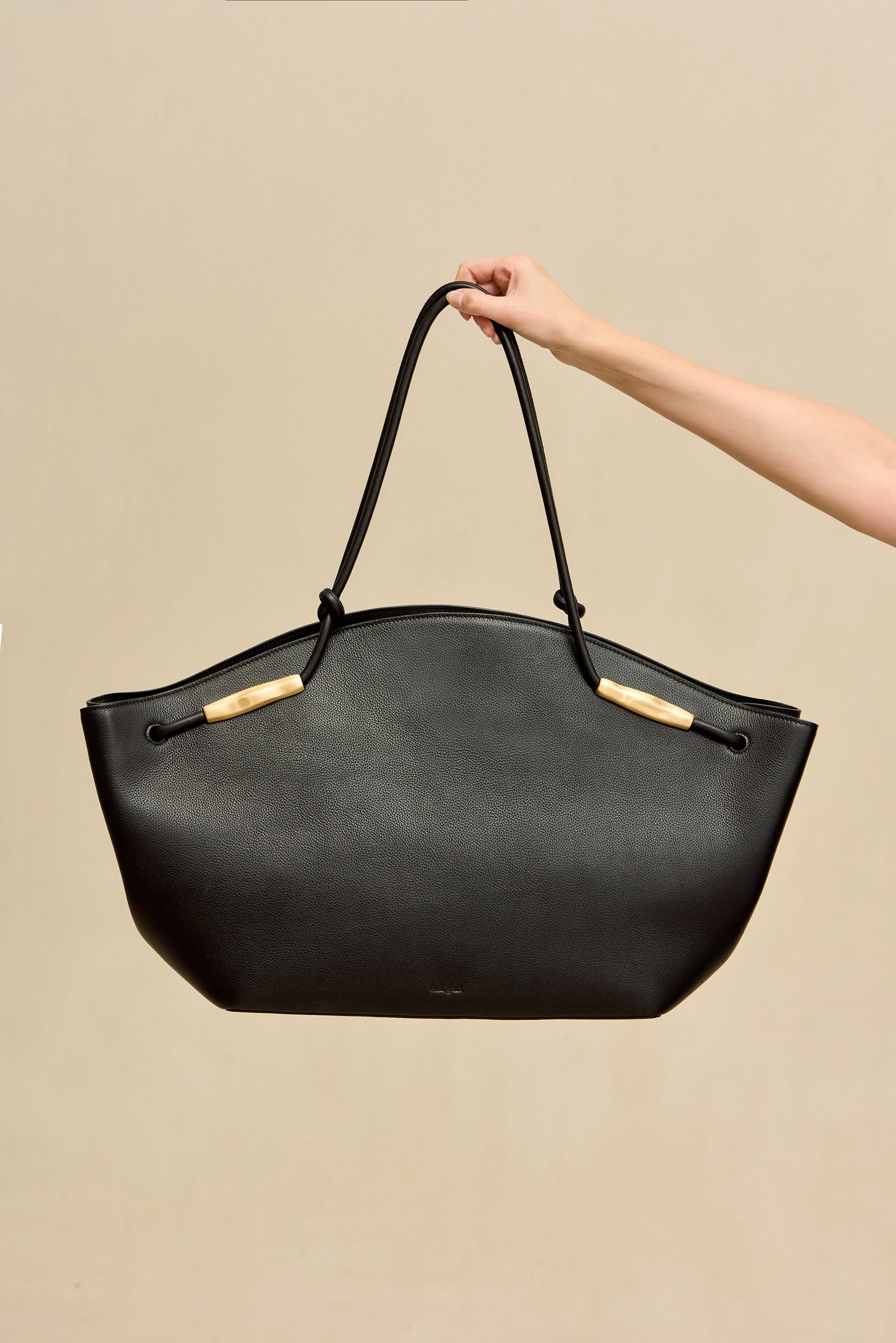 SOLAY XL TOTE BAG - BLACK