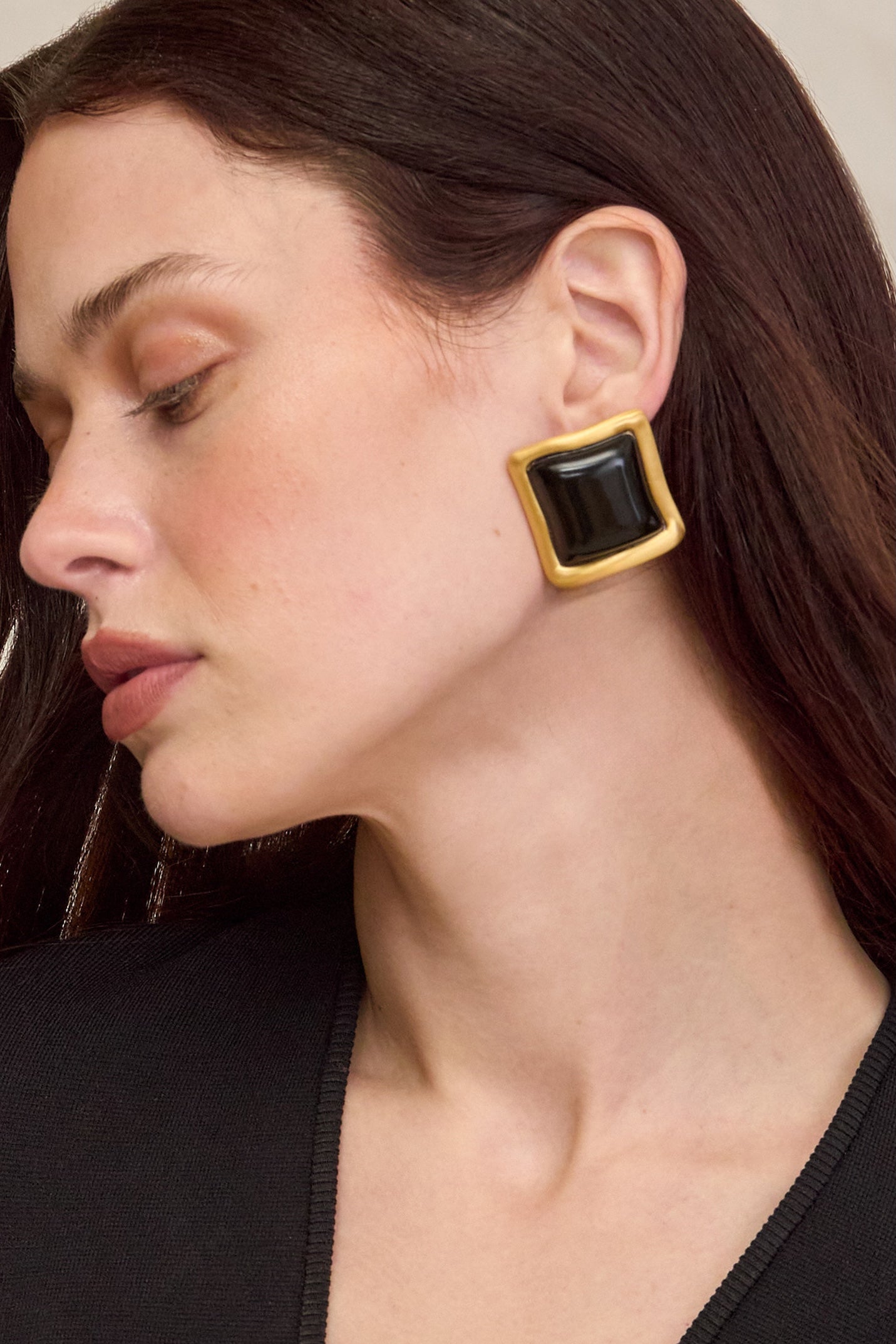 SUNI EARRING - ONYX