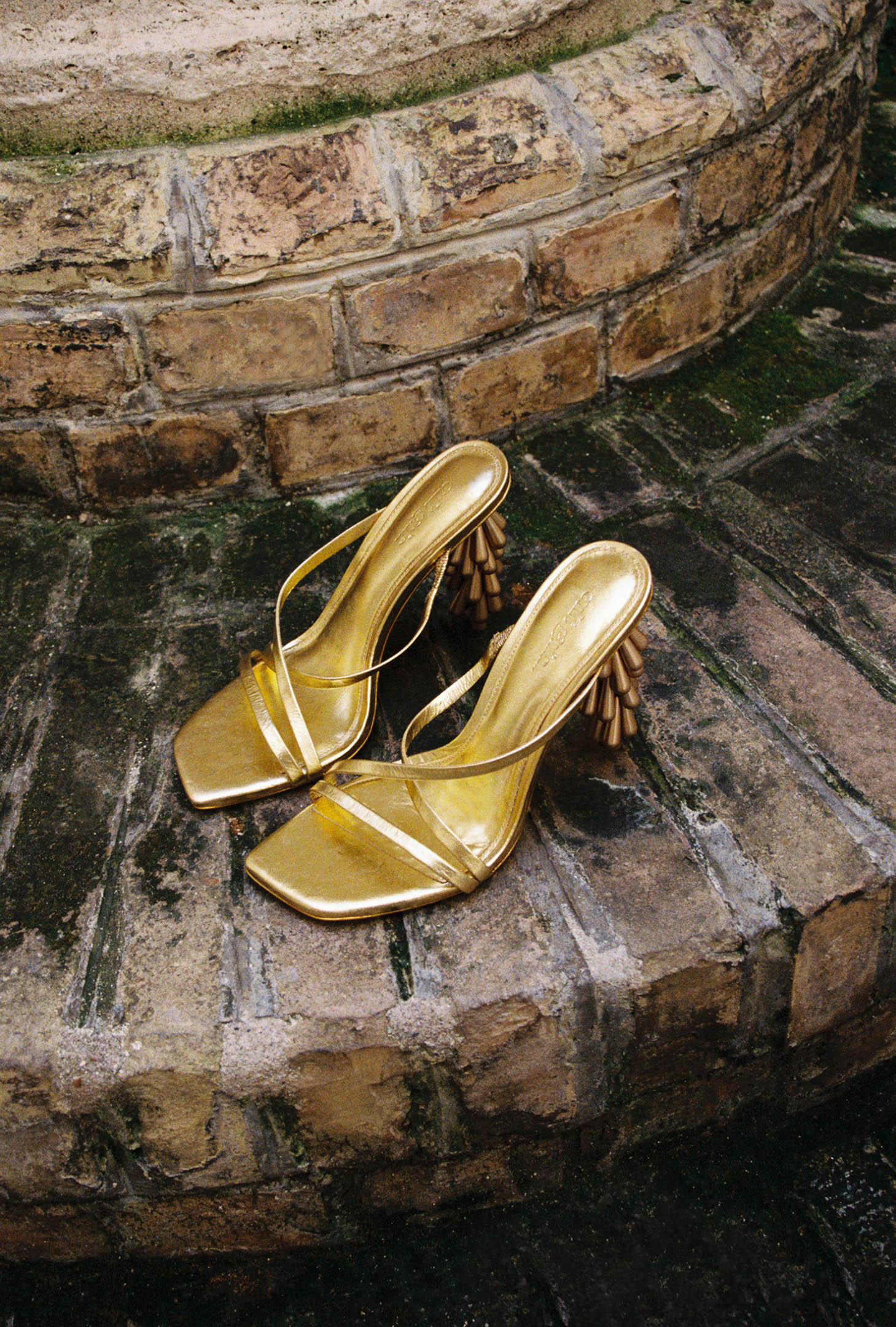 SAGE SANDAL - BRASS