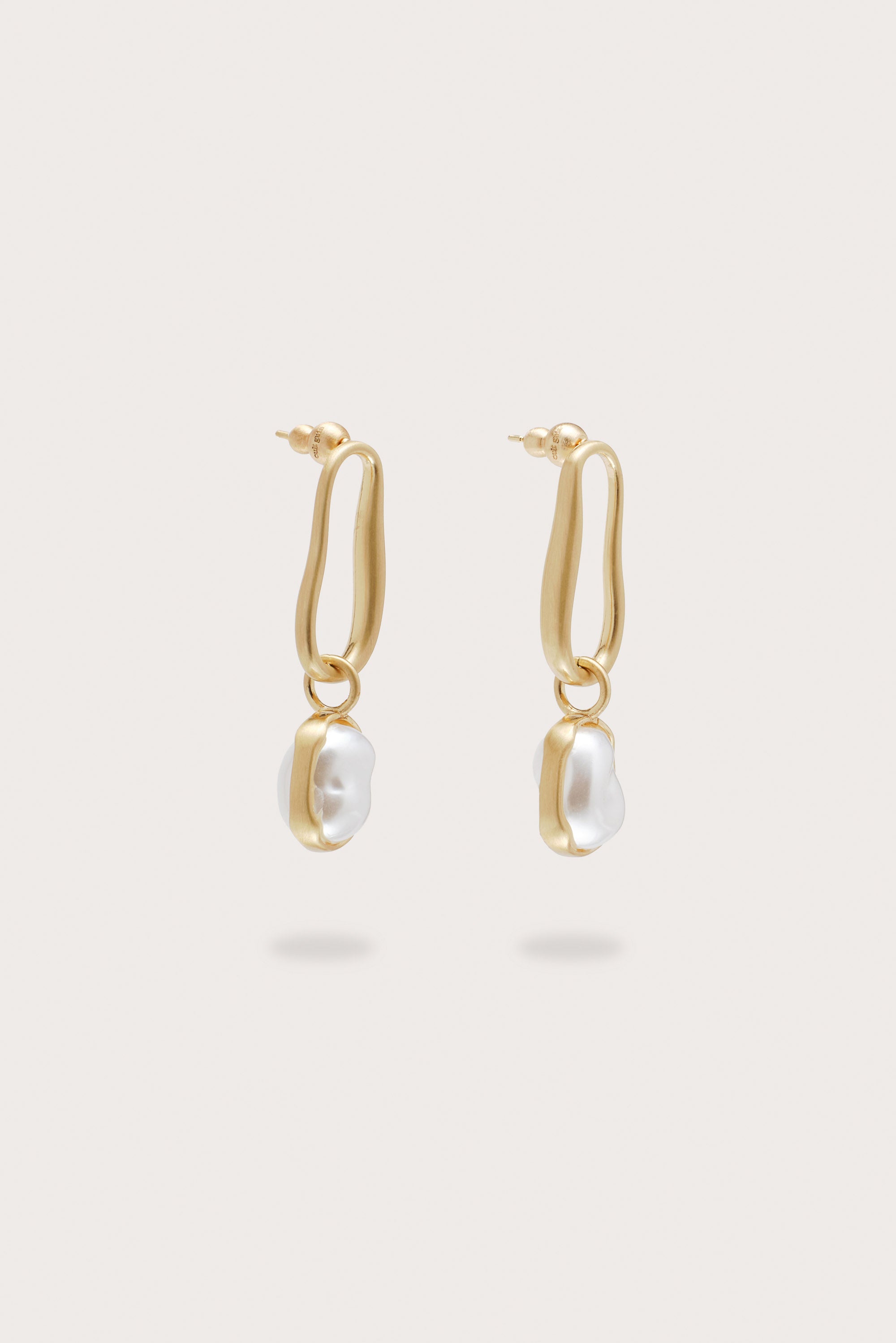 VERA EARRING - BRUSHED BRASS