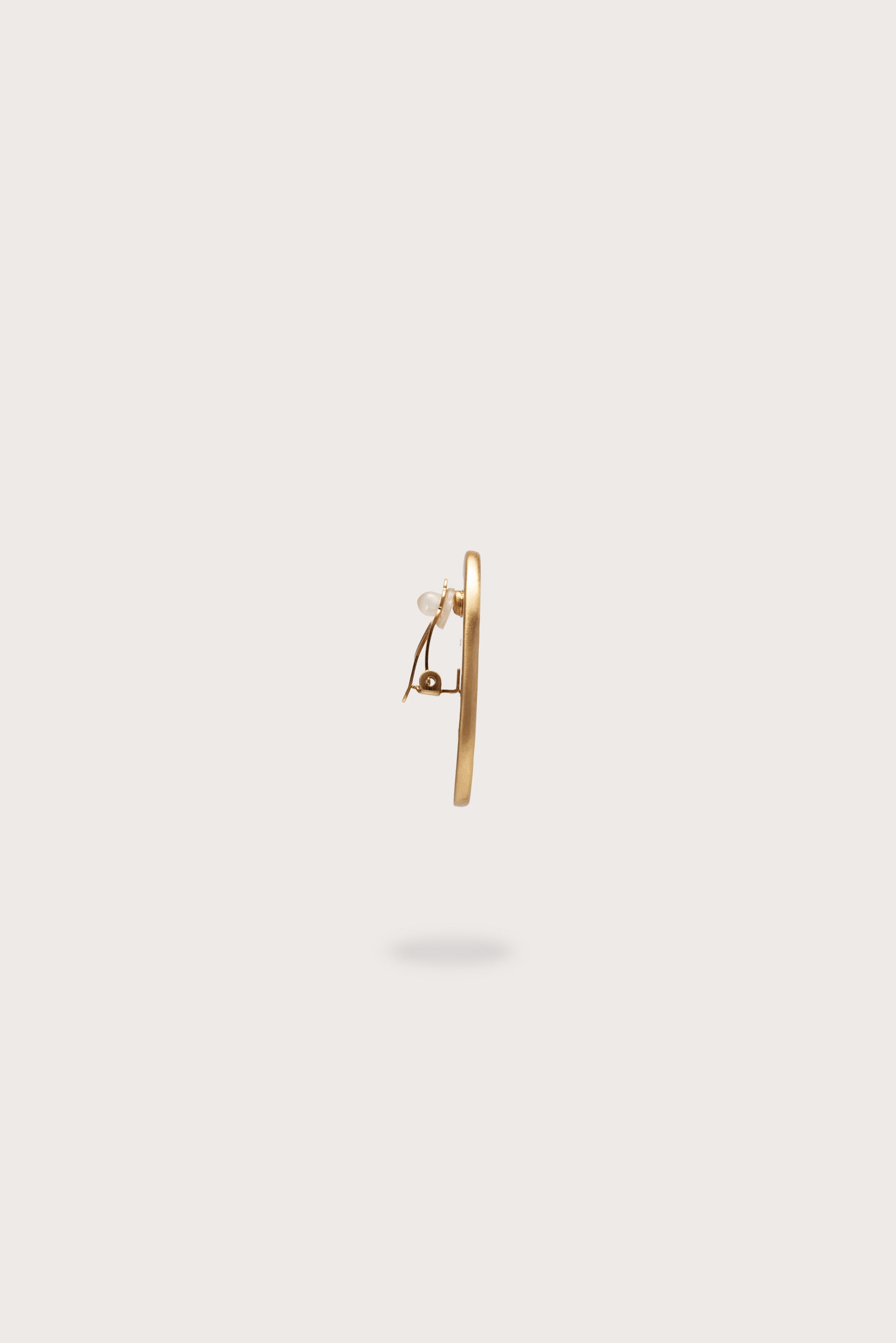 YUSRA EARRING - MOTHER OF PEARL