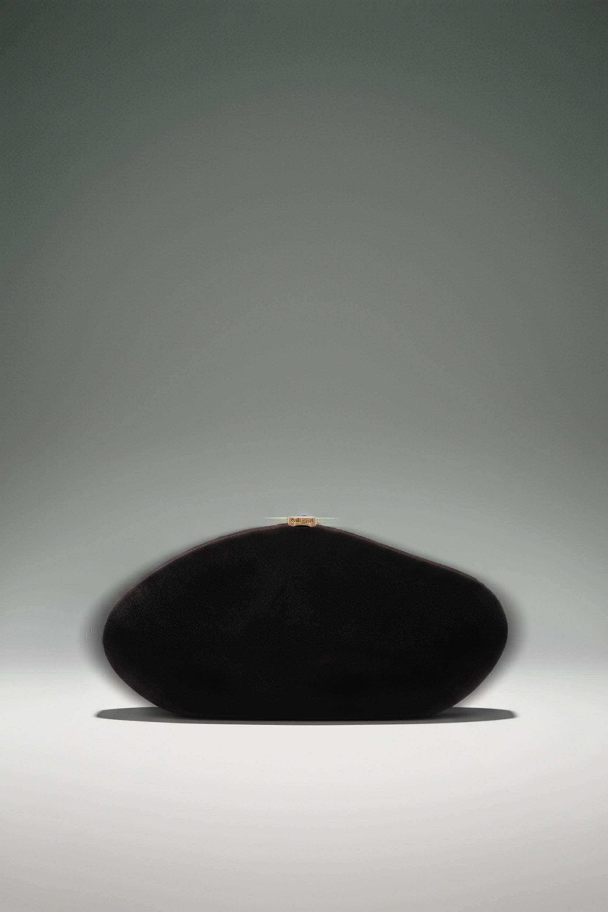 CALDERA CLUTCH - BLACK VELVET