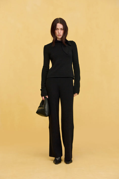 MERIDA SWEATER - BLACK