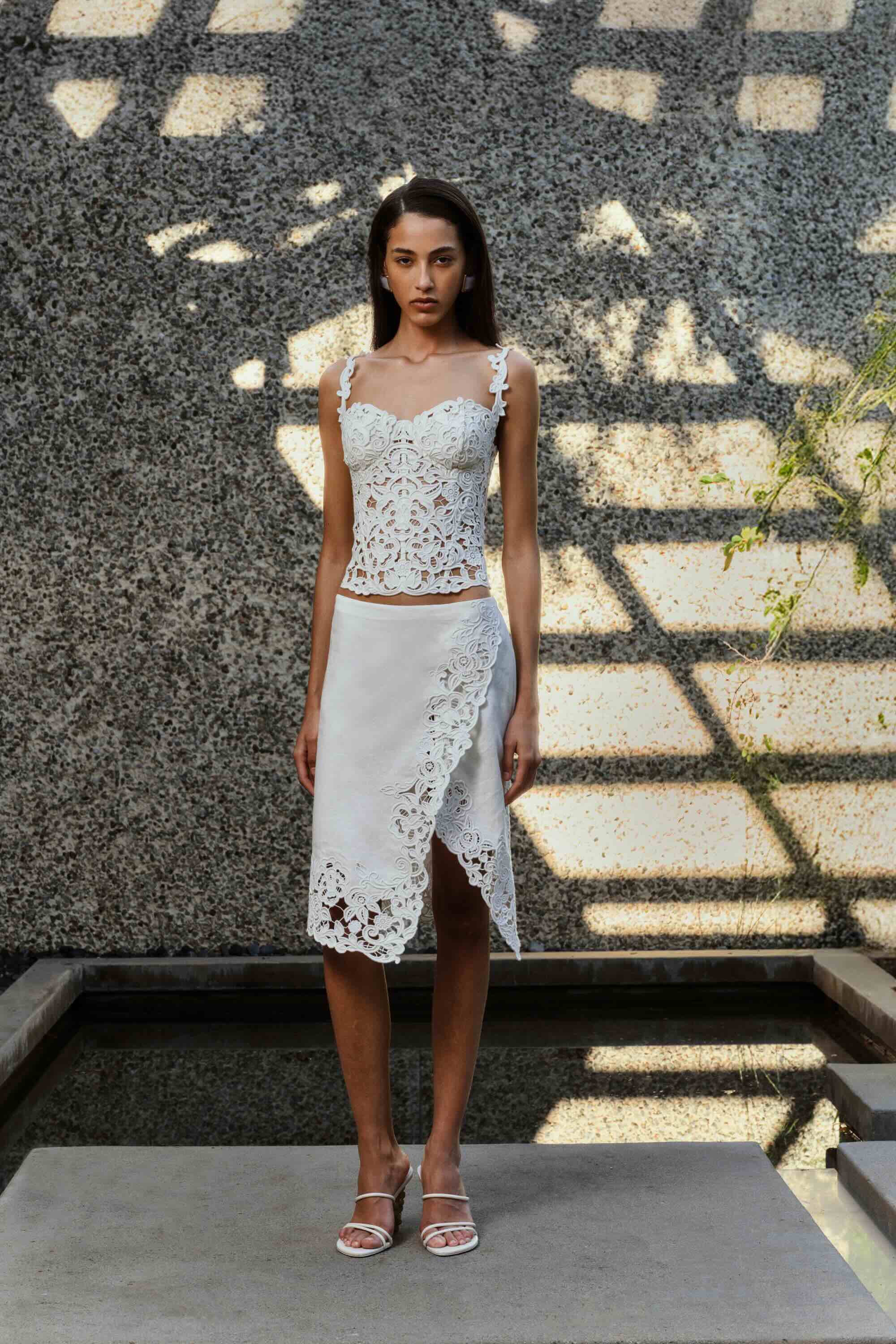 SHAYA SKIRT - OFF WHITE