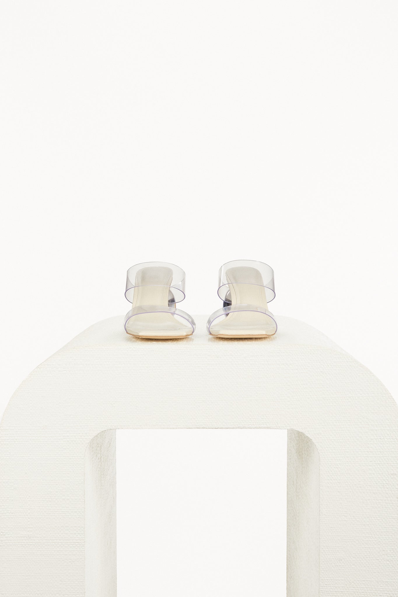 NHU SANDAL - CLEAR